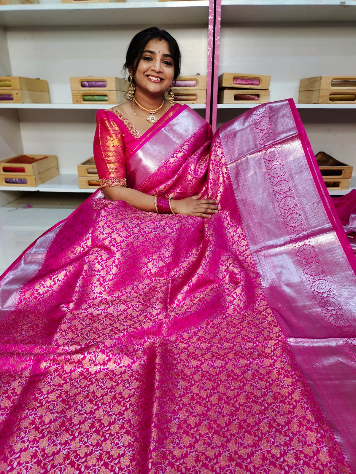 90% offer kanchi pattu collections
