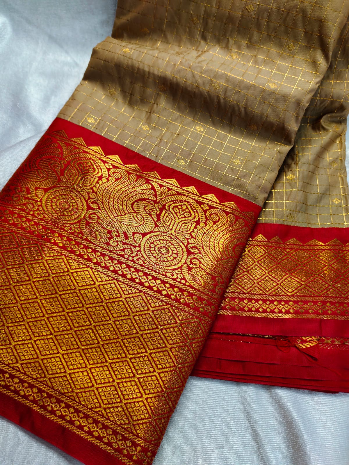 Vintage valli gadwal