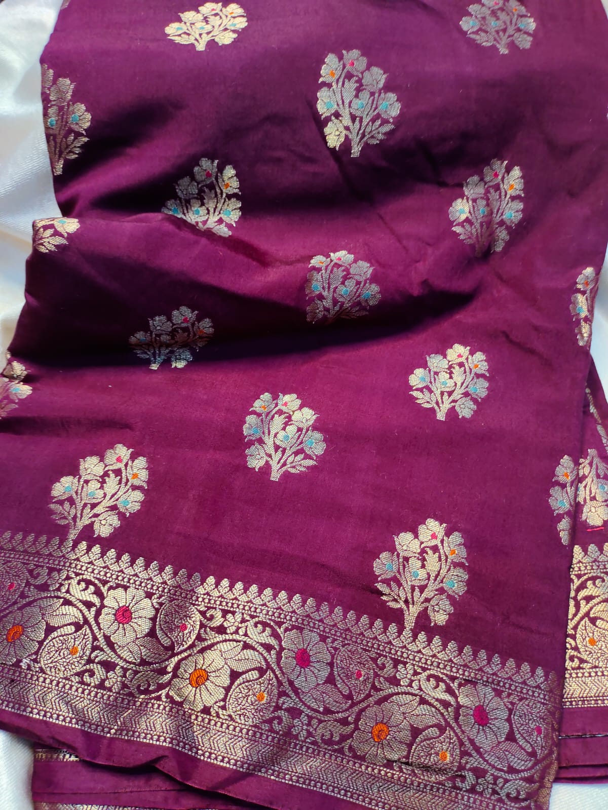 Chiniya silk
