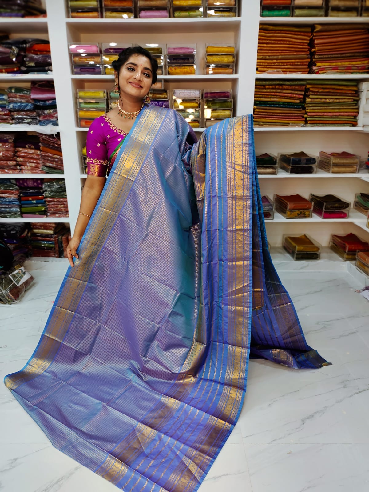 50% offer Valli gadwal