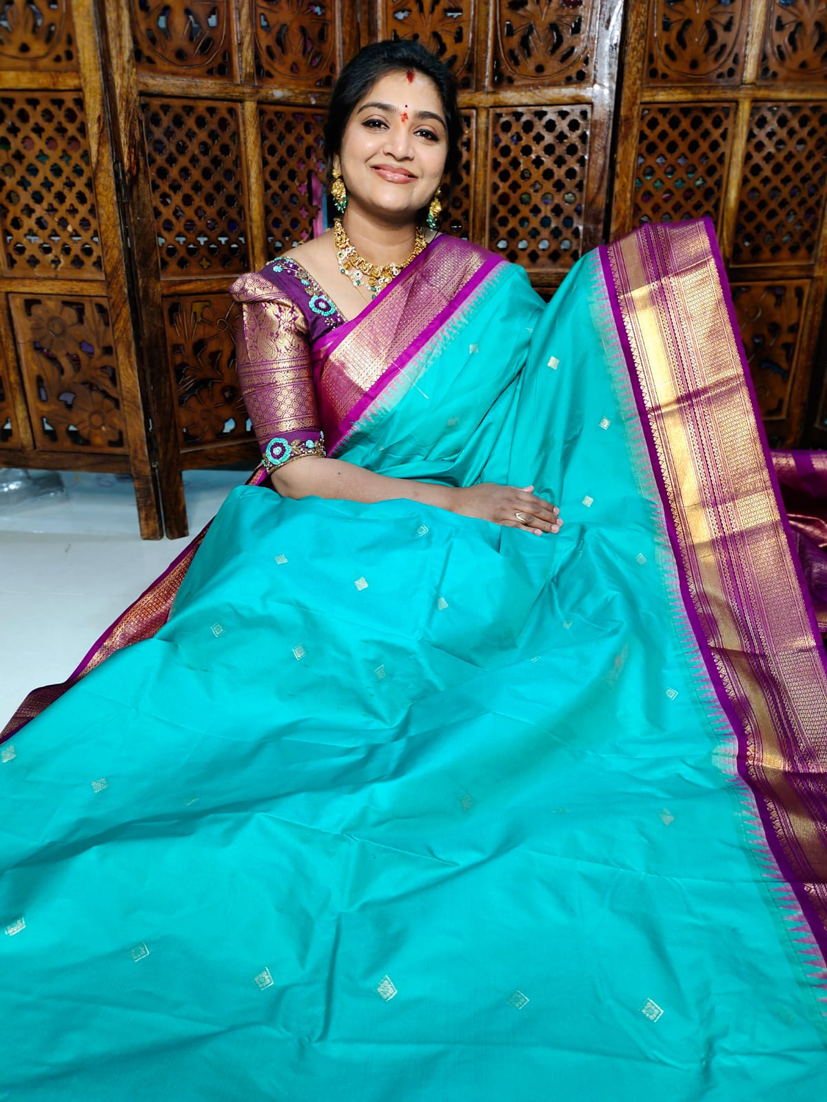 60% offer gadwal silk sarees