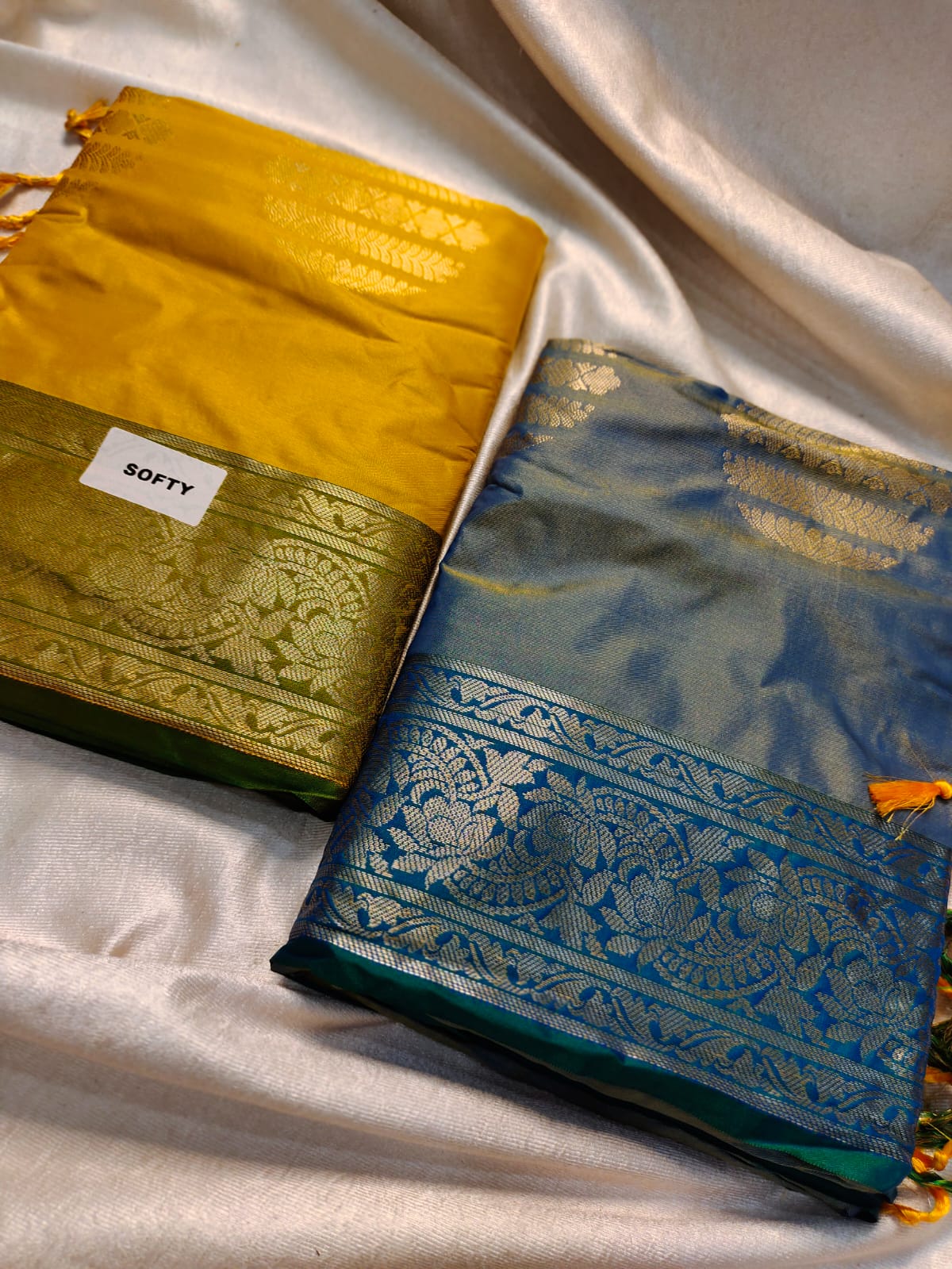 1+1 offer Uppada silk