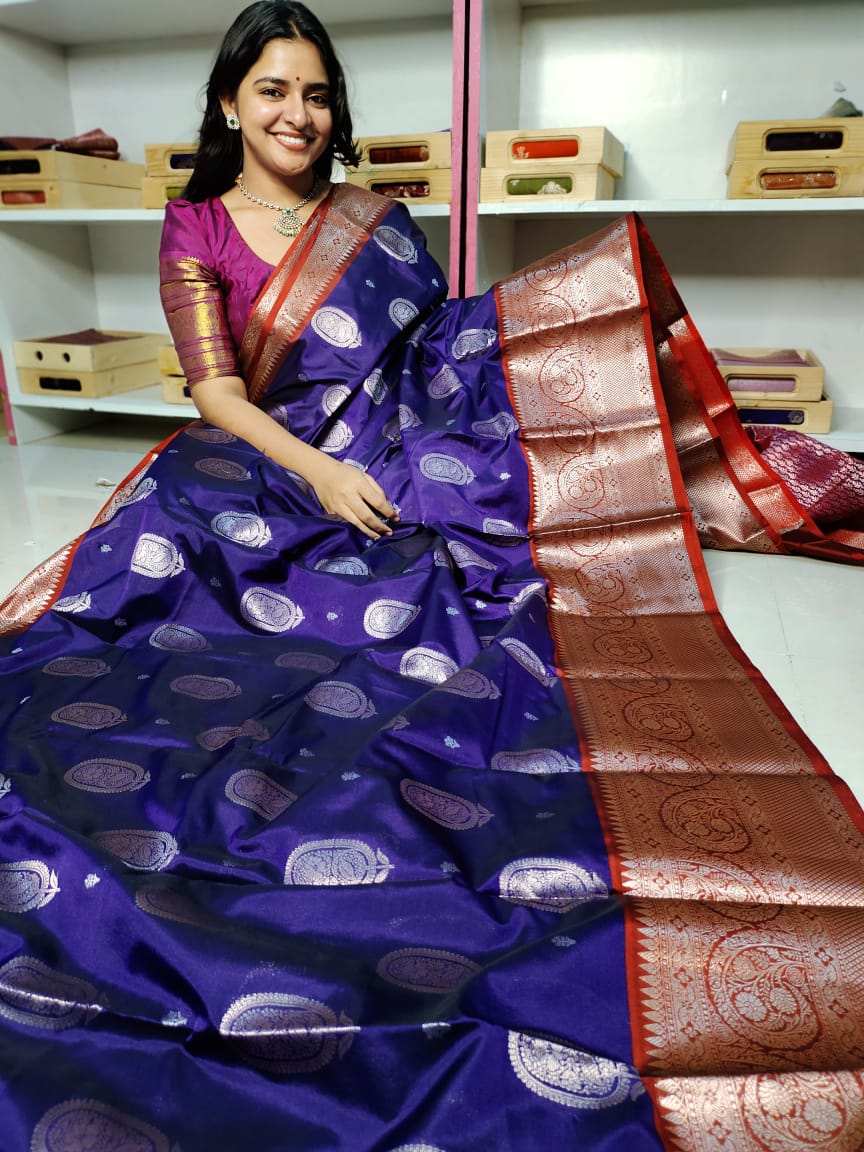 దీపావళికి చీరలు ఆఫర్ చేయండి