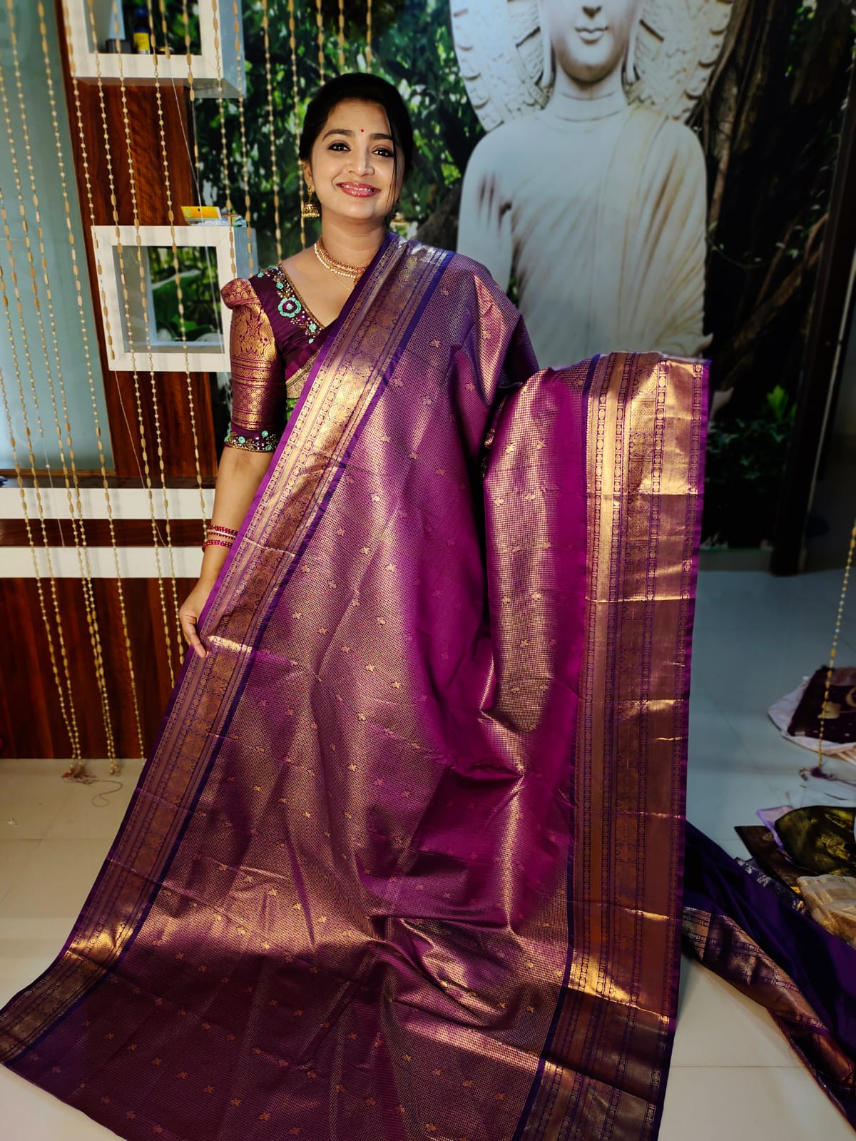 50% offer Valli gadwal