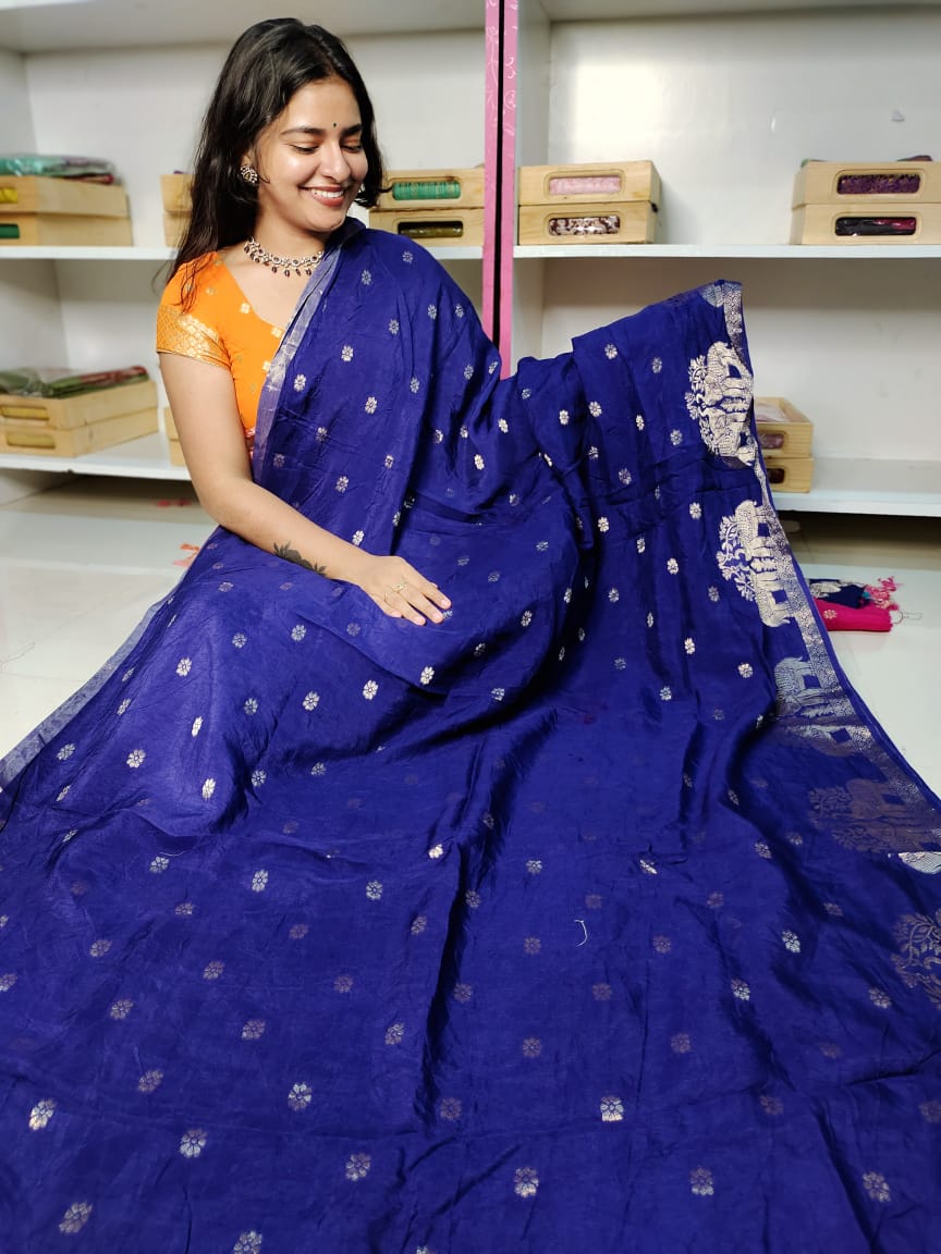 దీపావళికి చీరలు ఆఫర్ చేయండి