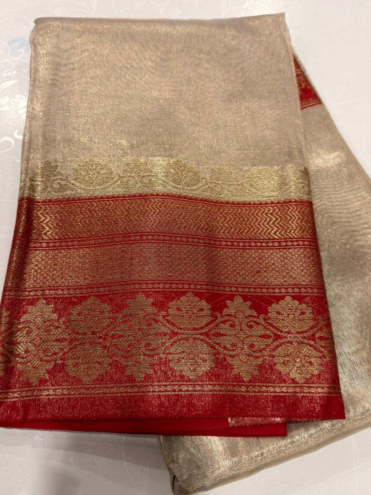 Golden tishu