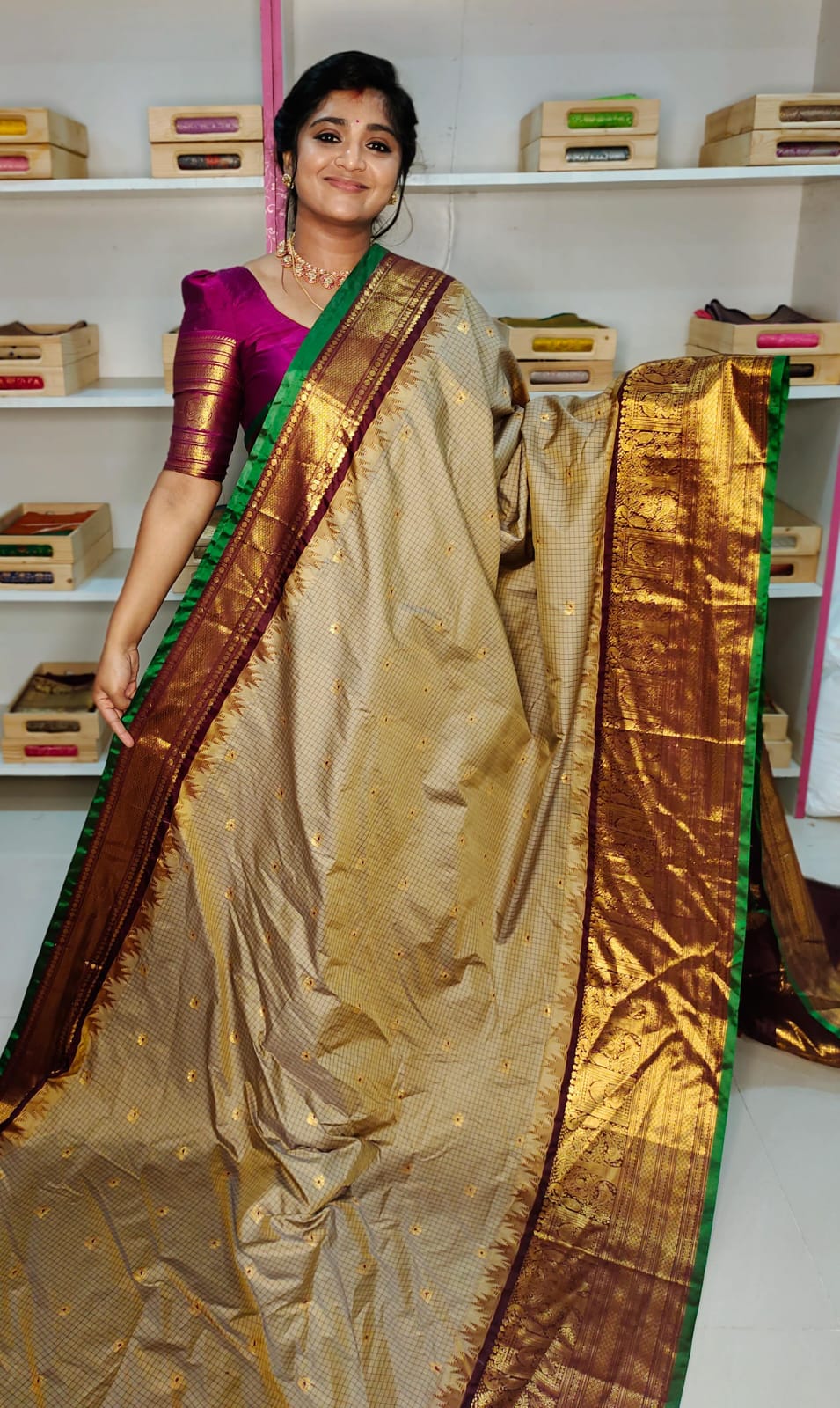 50% offer gadwal silk