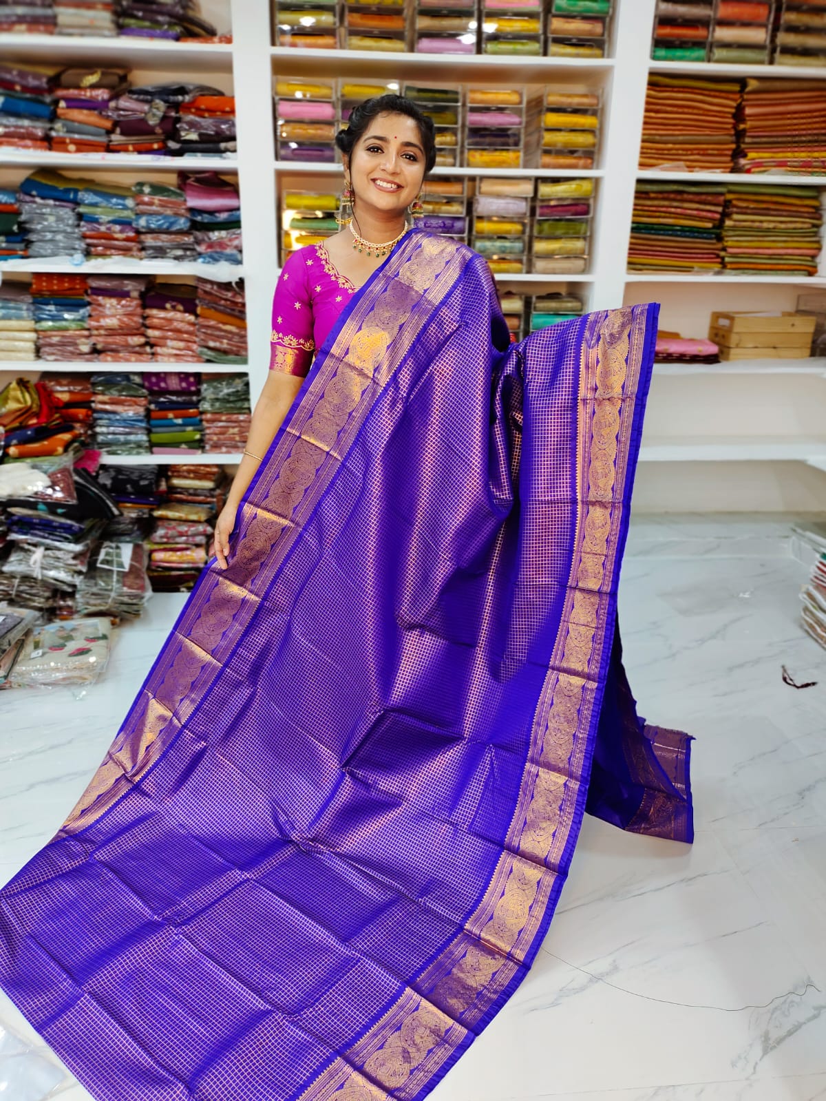 50% offer Valli gadwal