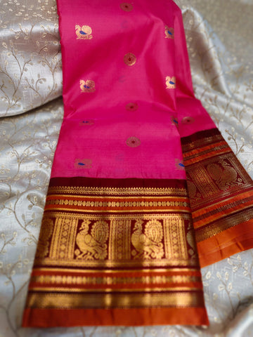 ప్రీమియం వితంగే గద్వాల్ సిల్క్ చీరలు