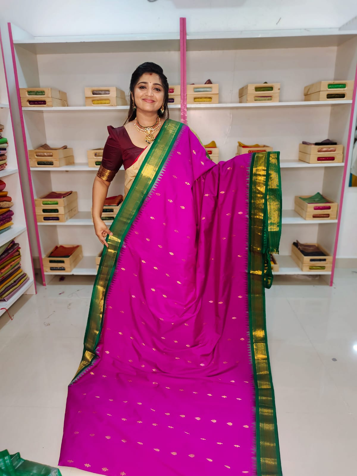 Clearnce sale gadwal