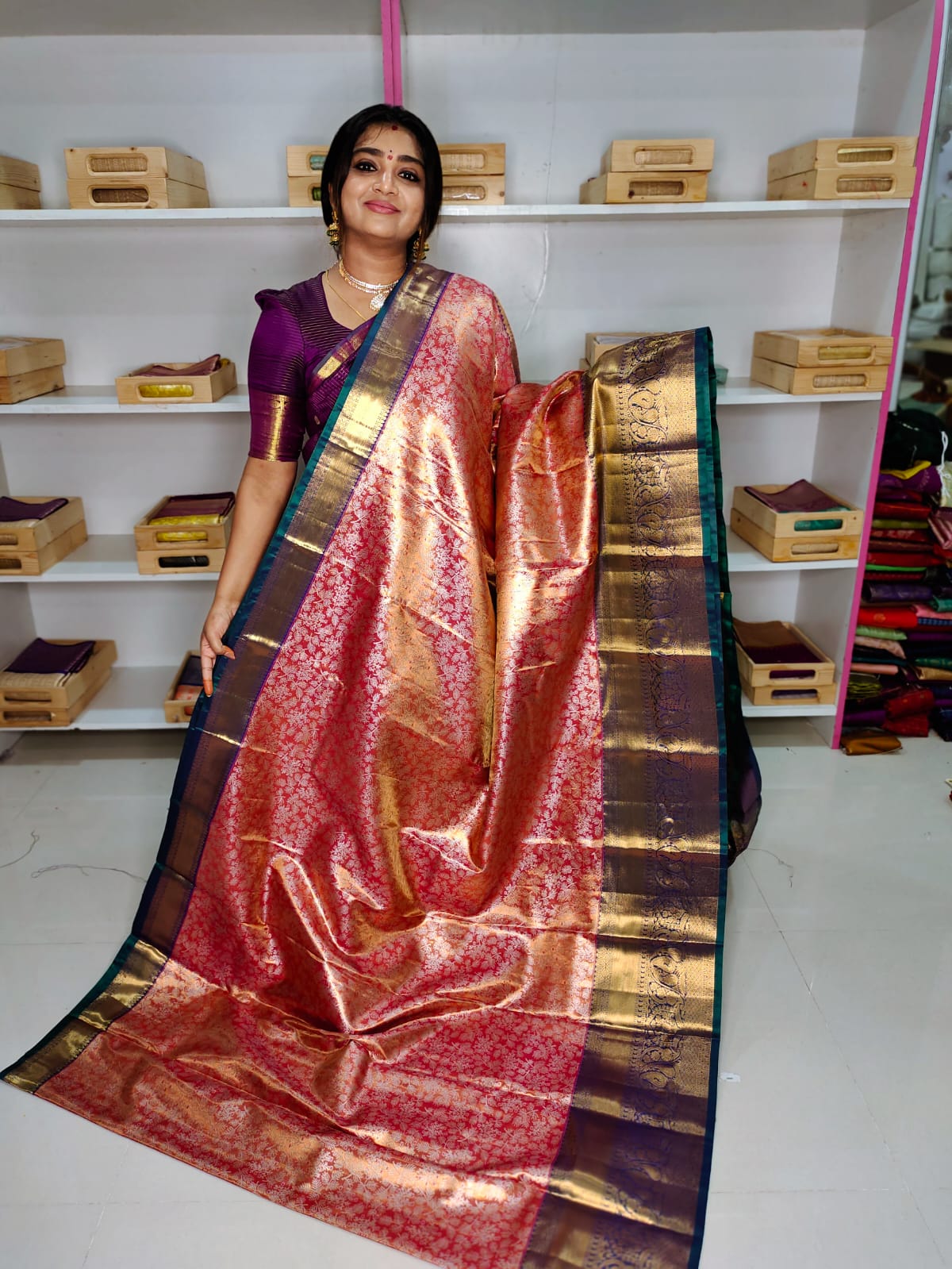 2వ వార్షికోత్సవ అమ్మకం