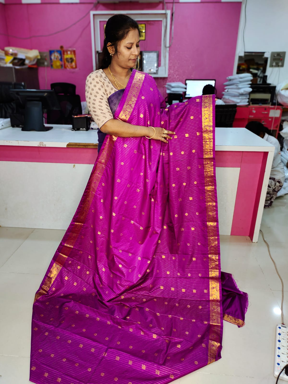 60% offer gadwal sale