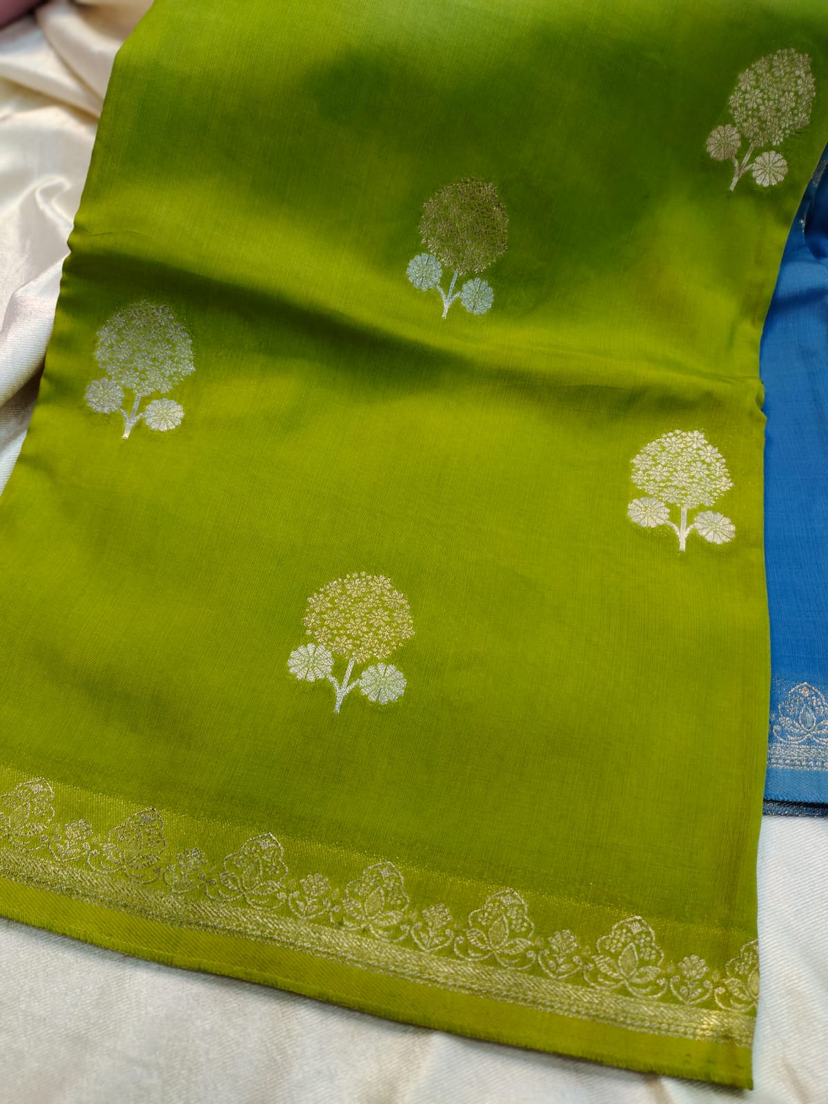 Premium Fancy sarees 60% off