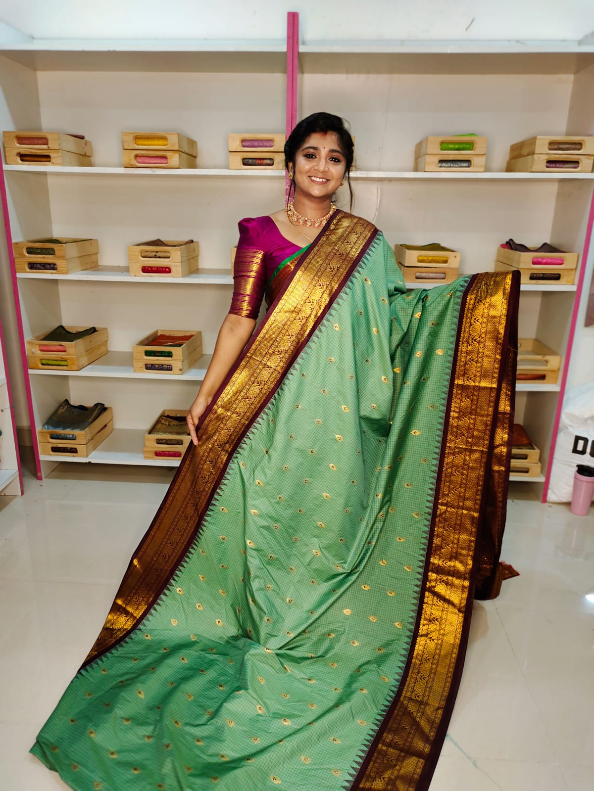 50% offer gadwal silk