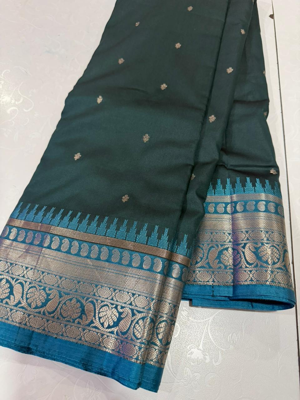 క్లియరెన్స్ అమ్మకం