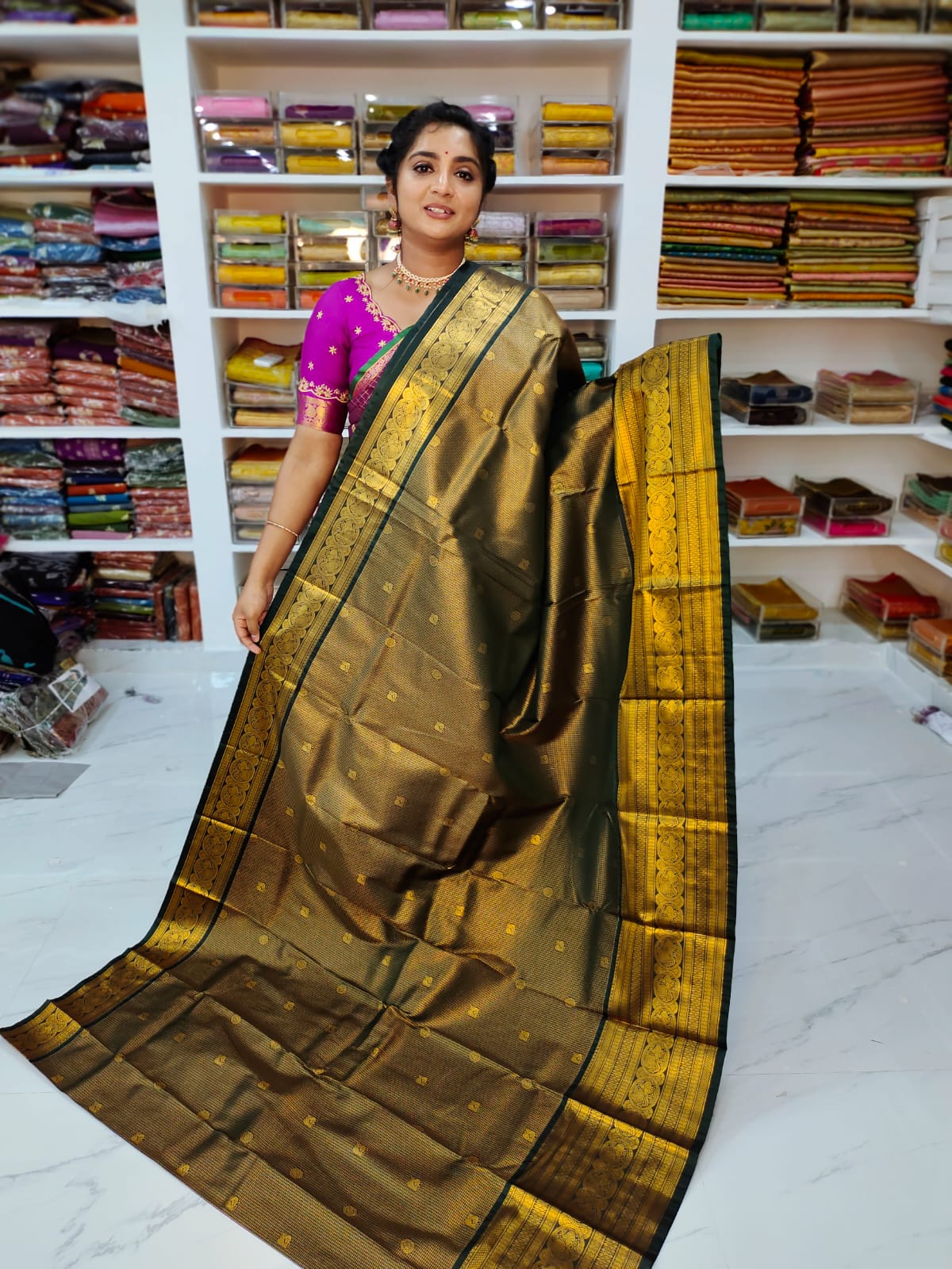 50% offer Valli gadwal