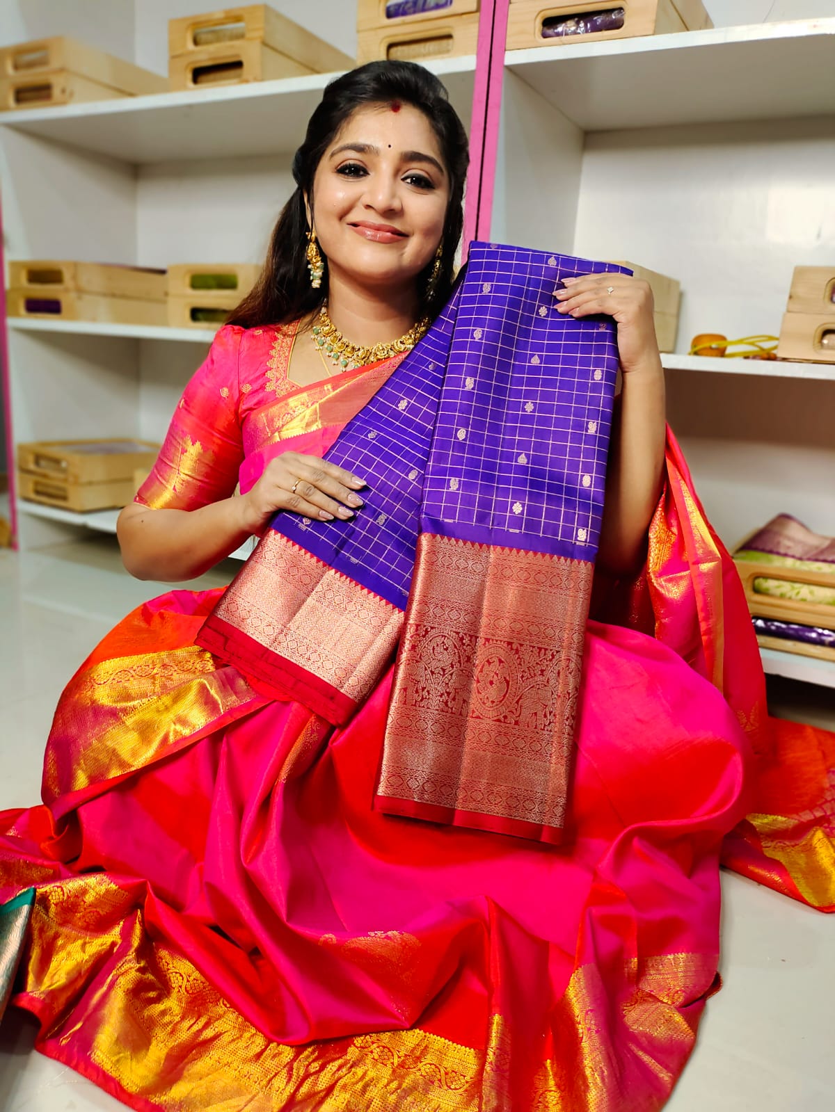 సిల్క్ మార్క్ సర్టిఫైడ్ కంజీవరం పట్టు సేకరణ