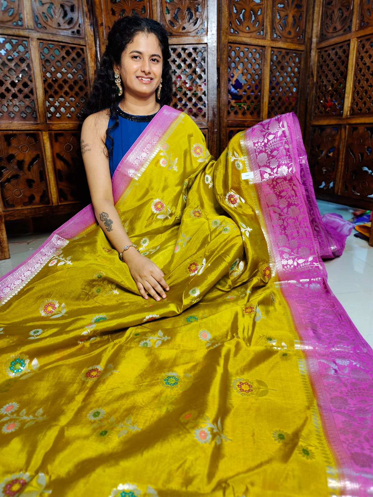 50% offer Saree
