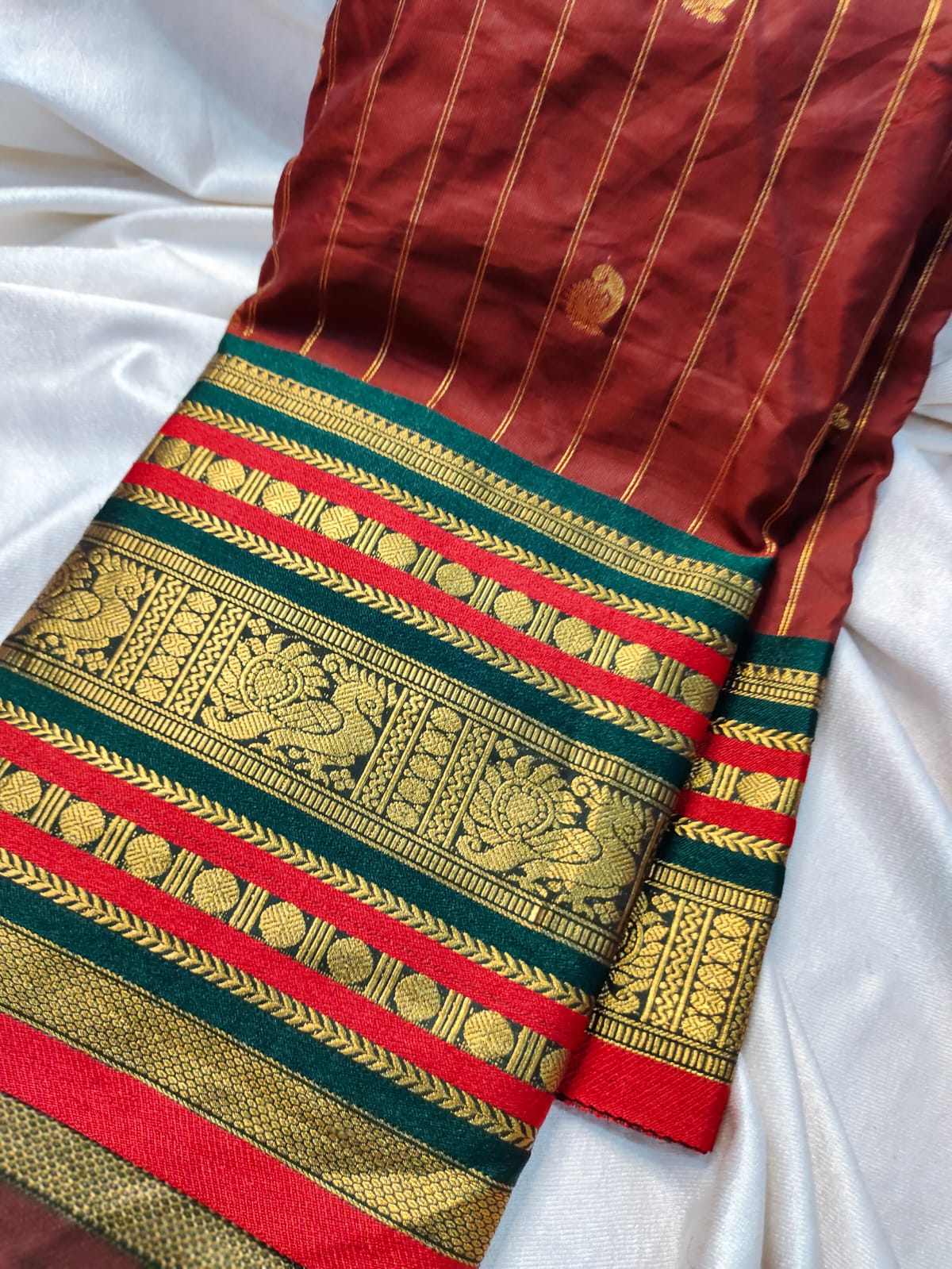 60% offer gadwal saree