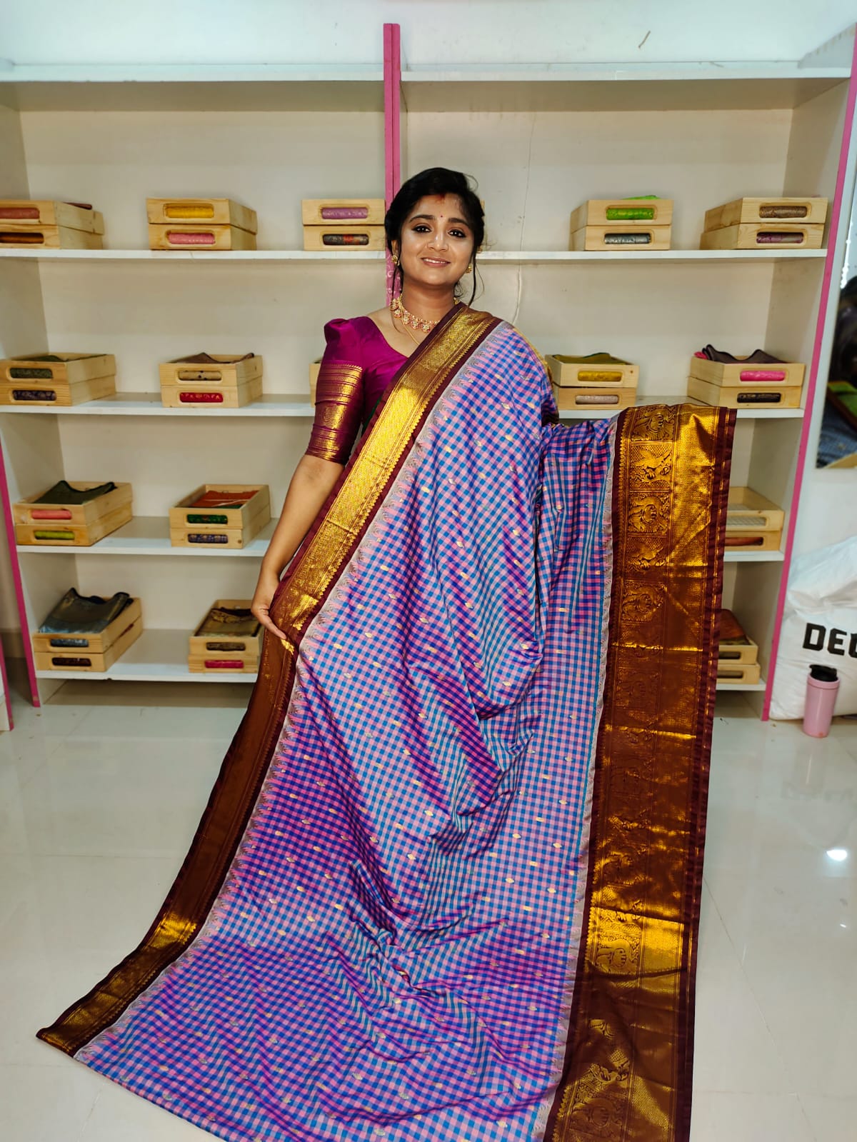 50% offer gadwal silk