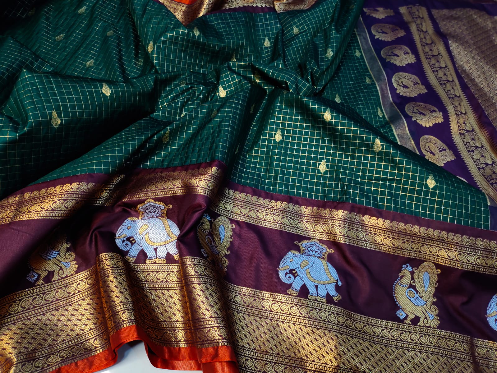 Vintage valli gadwal