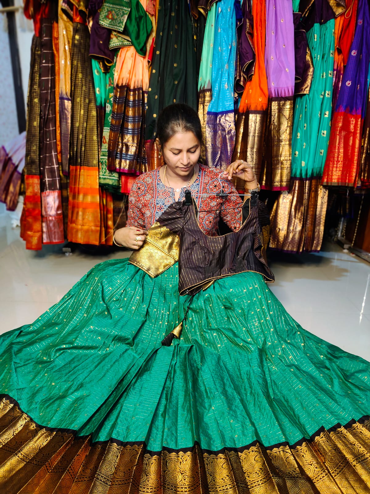 Gadwal sale lehangas