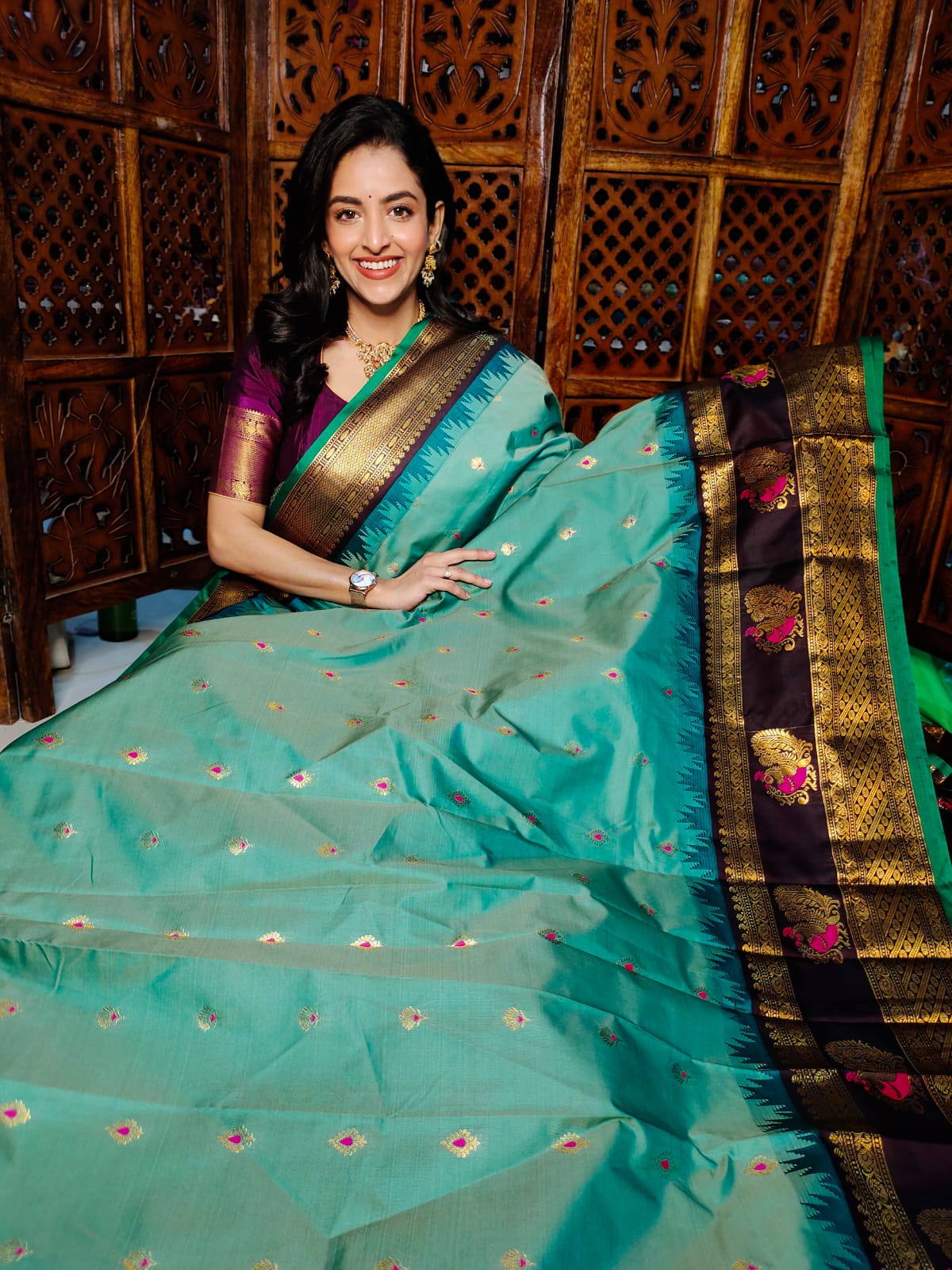 60% offer gadwal silk sarees