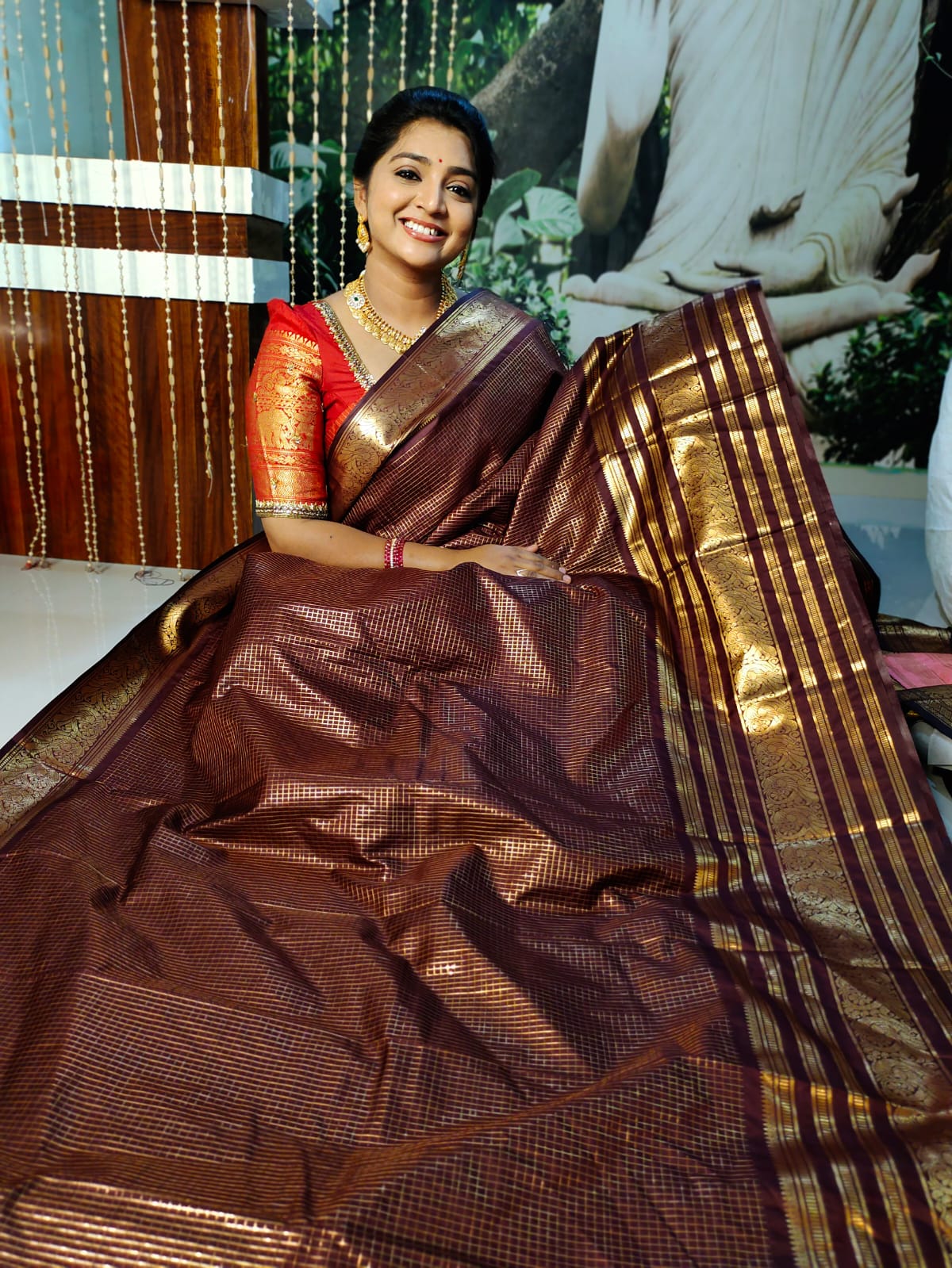 50% offer Valli gadwal