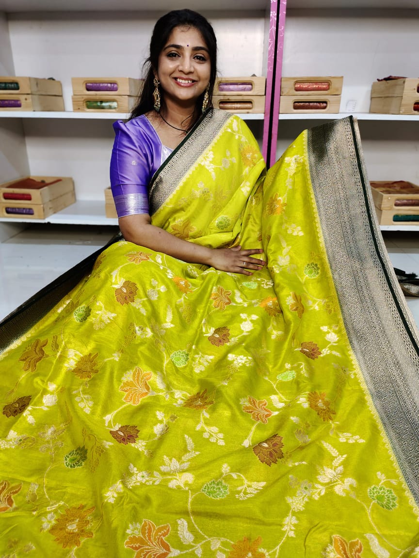 50% offer banarasi georgette saree