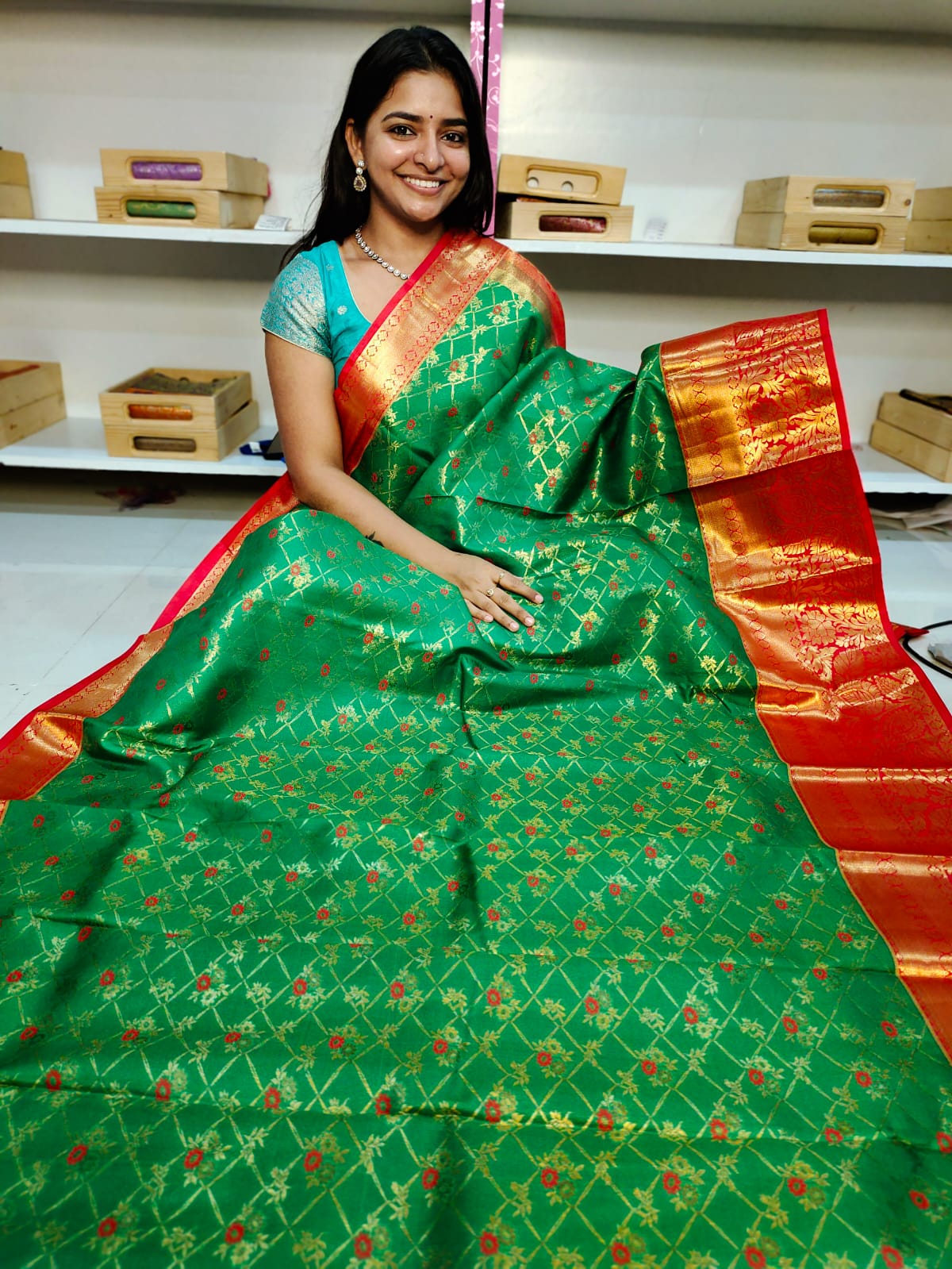 90% offer kanchi pattu collections