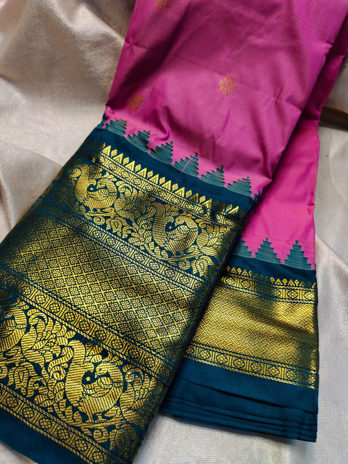 Sravanam gadwal sale