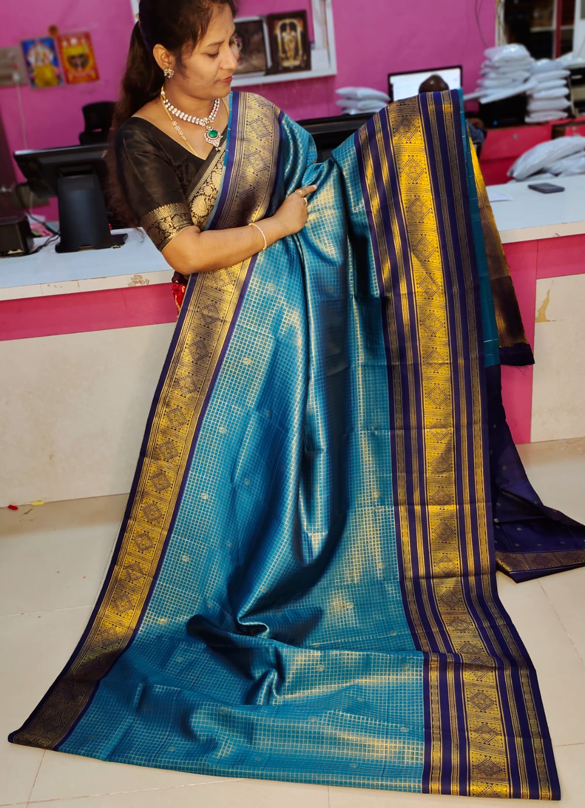 AC899