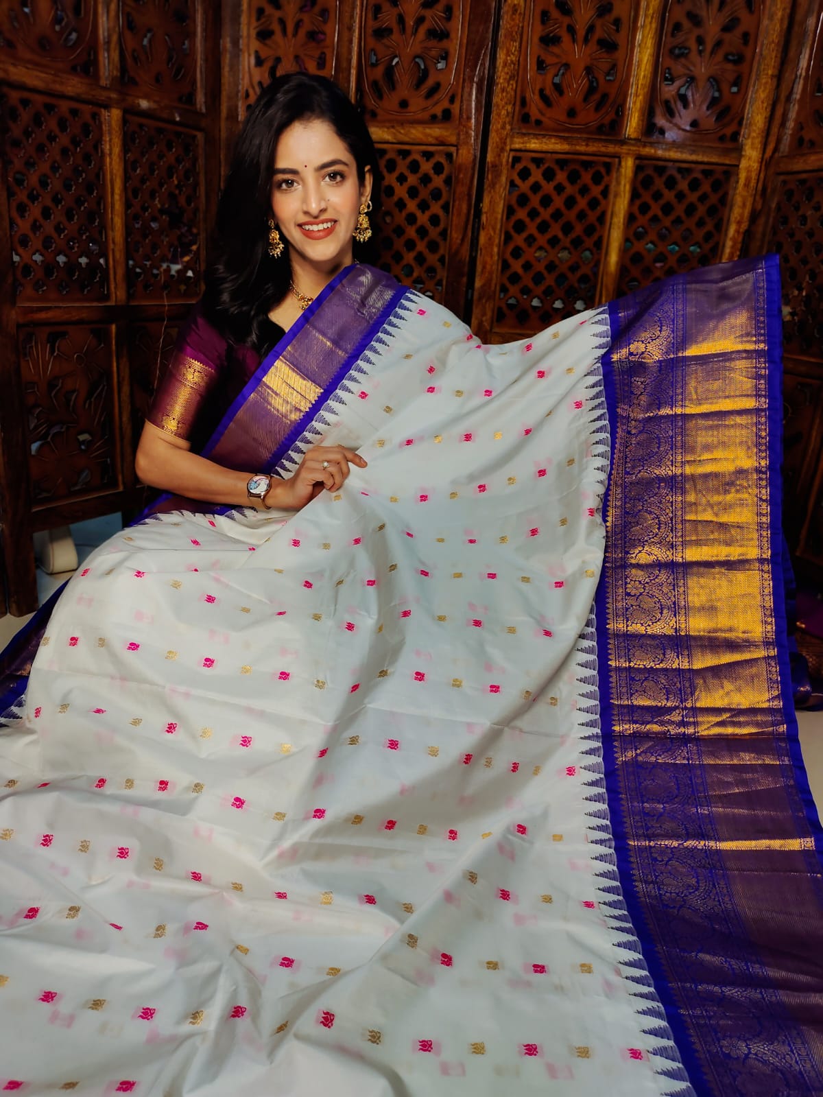 60% offer gadwal silk sarees