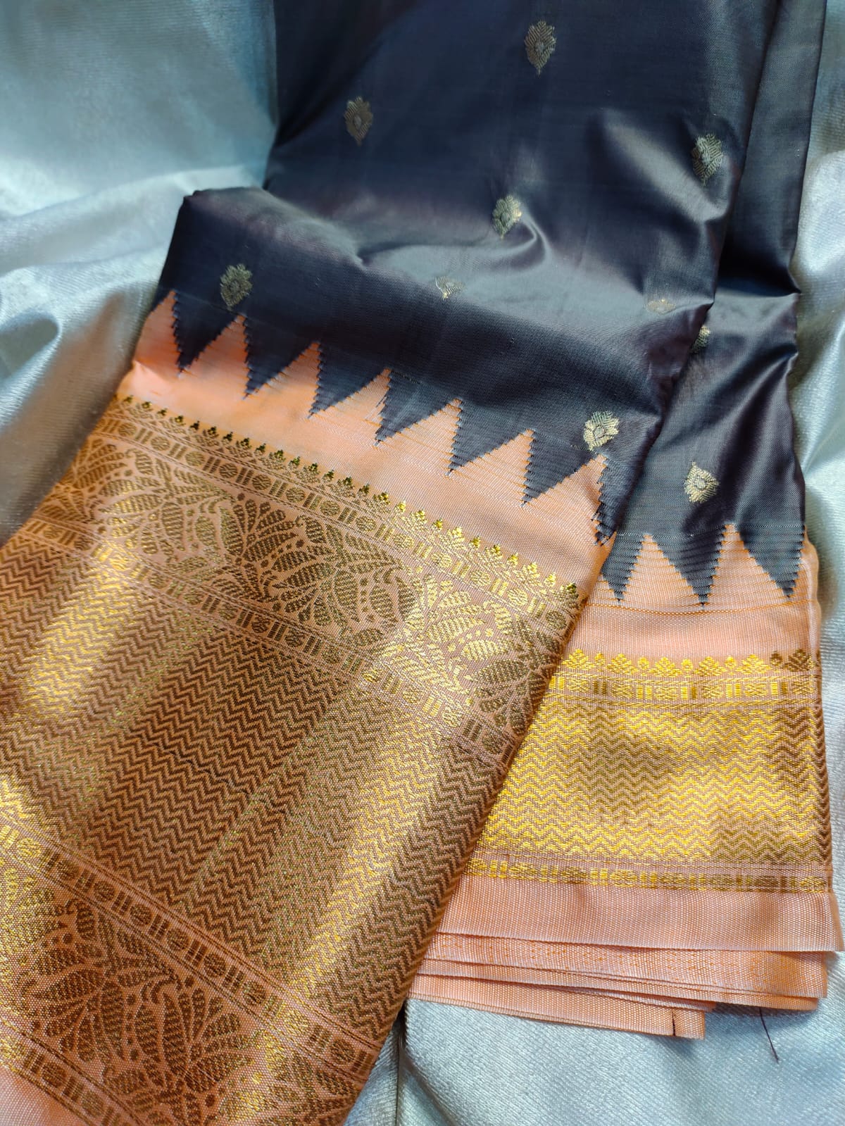 75% offer kanchi sale