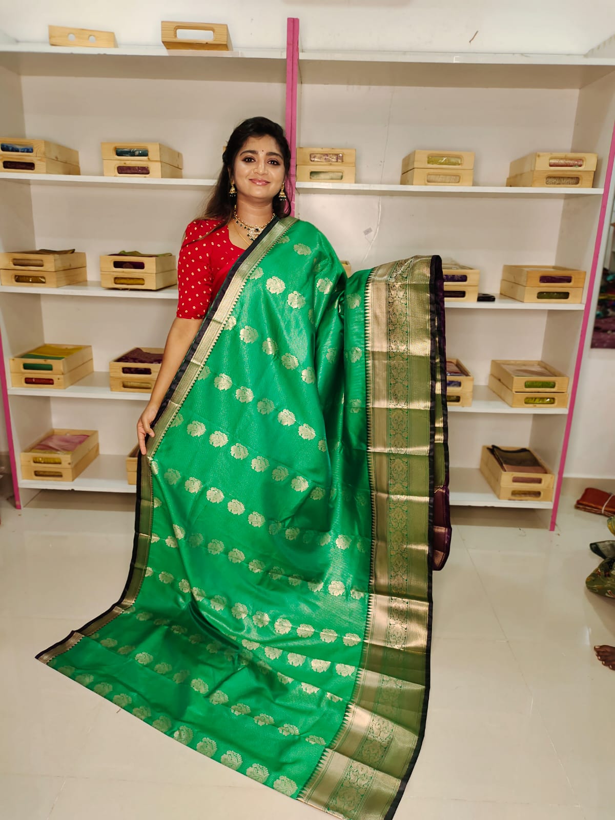 ఆషాడం క్లియరెన్స్ సేల్