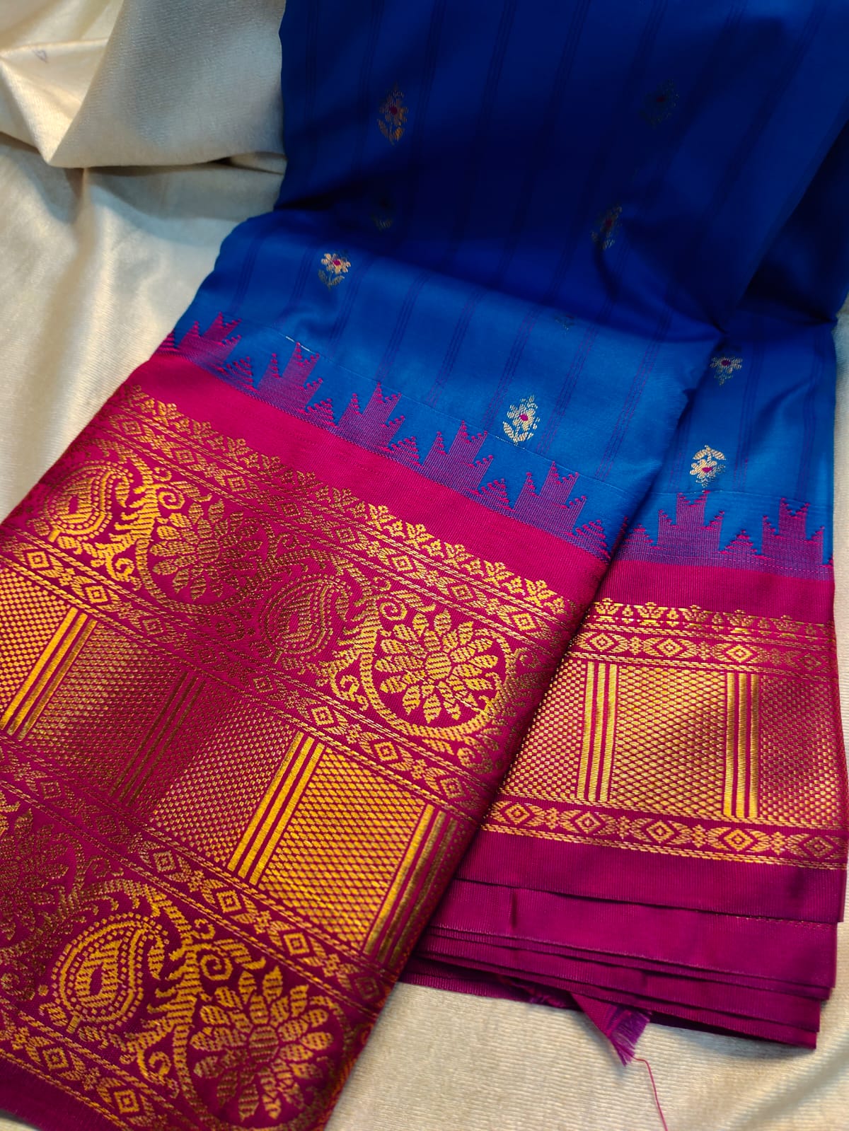 Sravanam gadwal sale