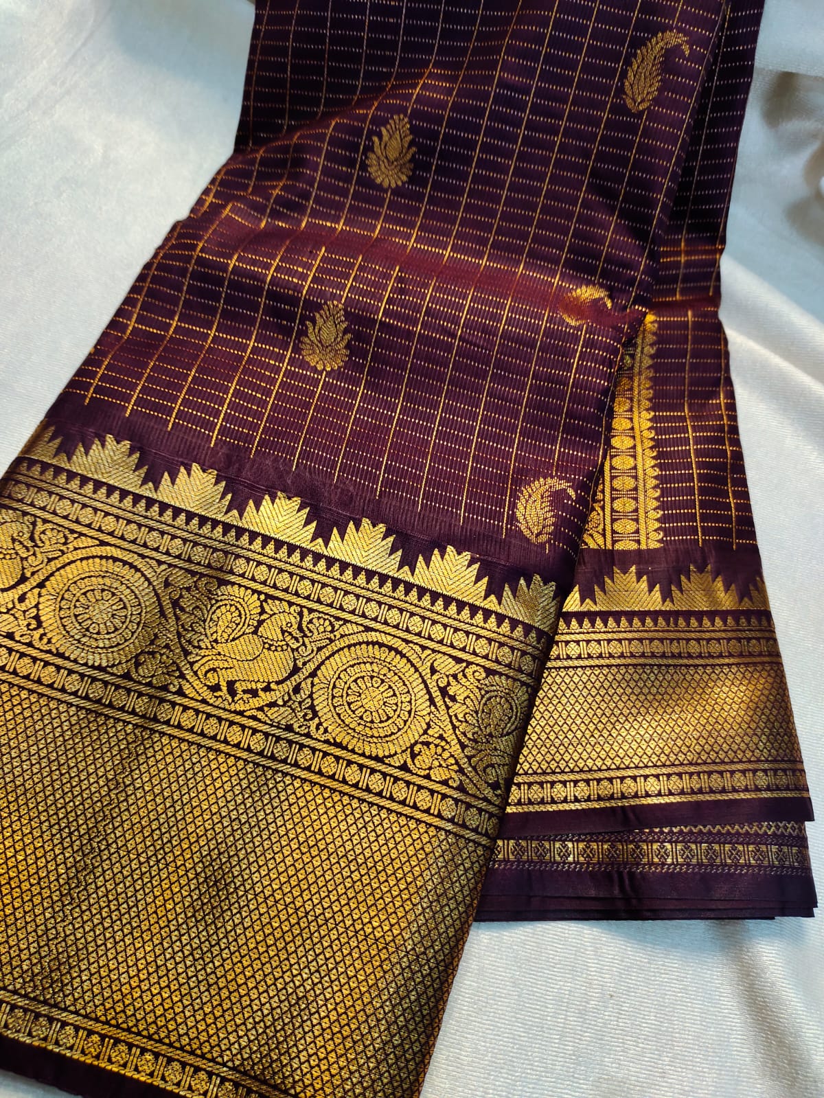 Vintage valli gadwal