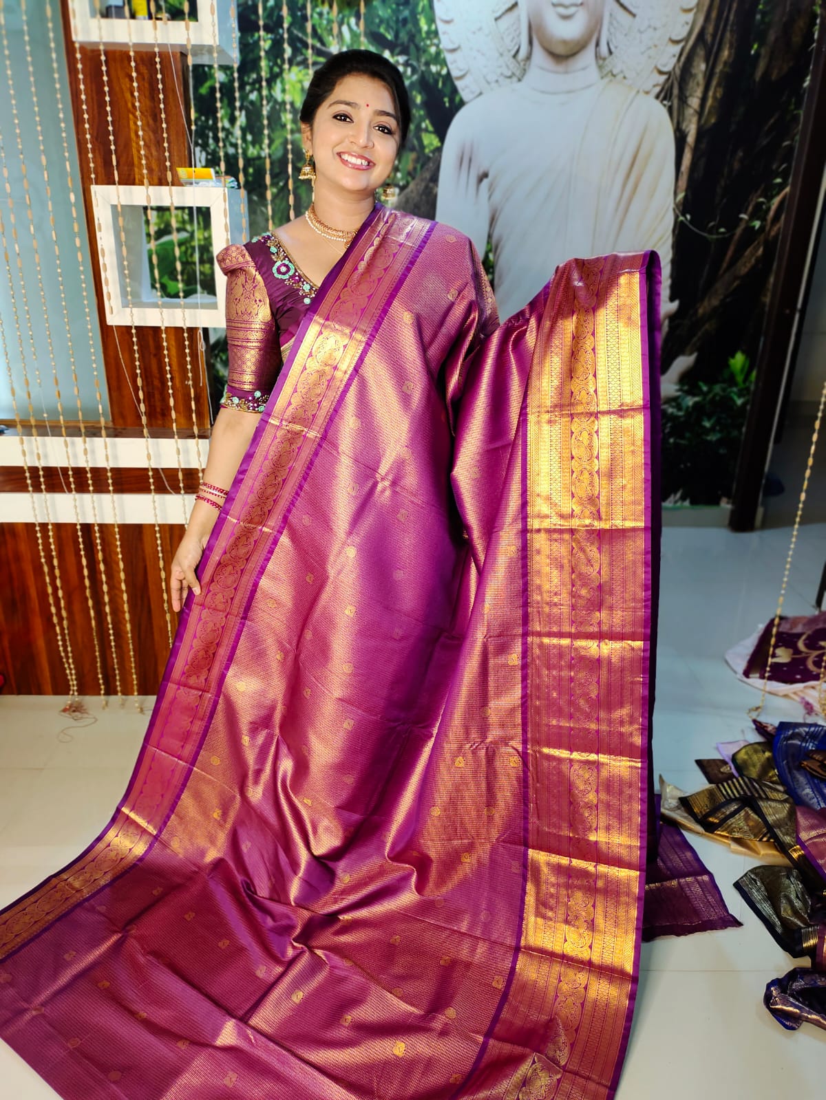 50% offer Valli gadwal