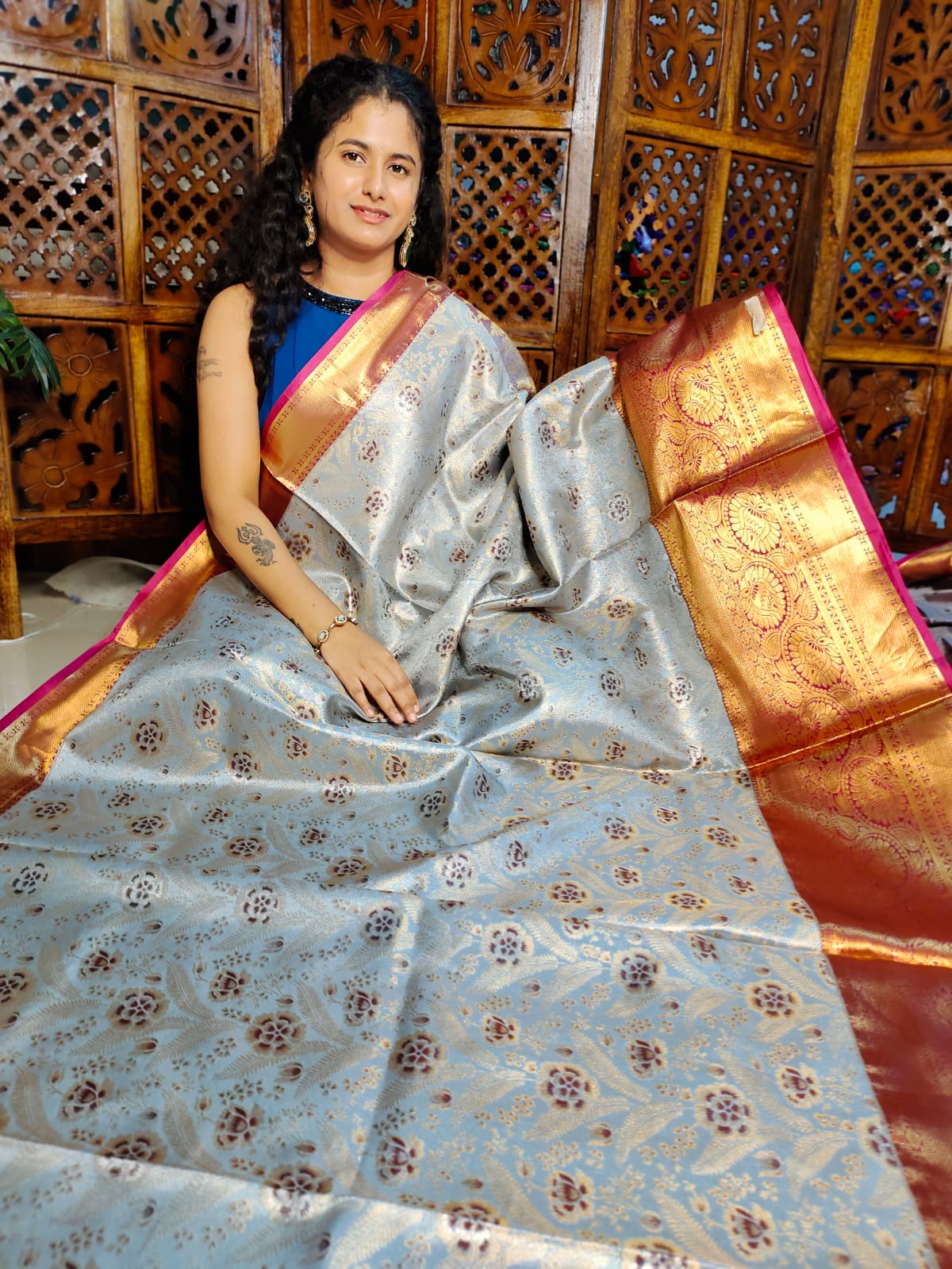 50% చీర ఆఫర్