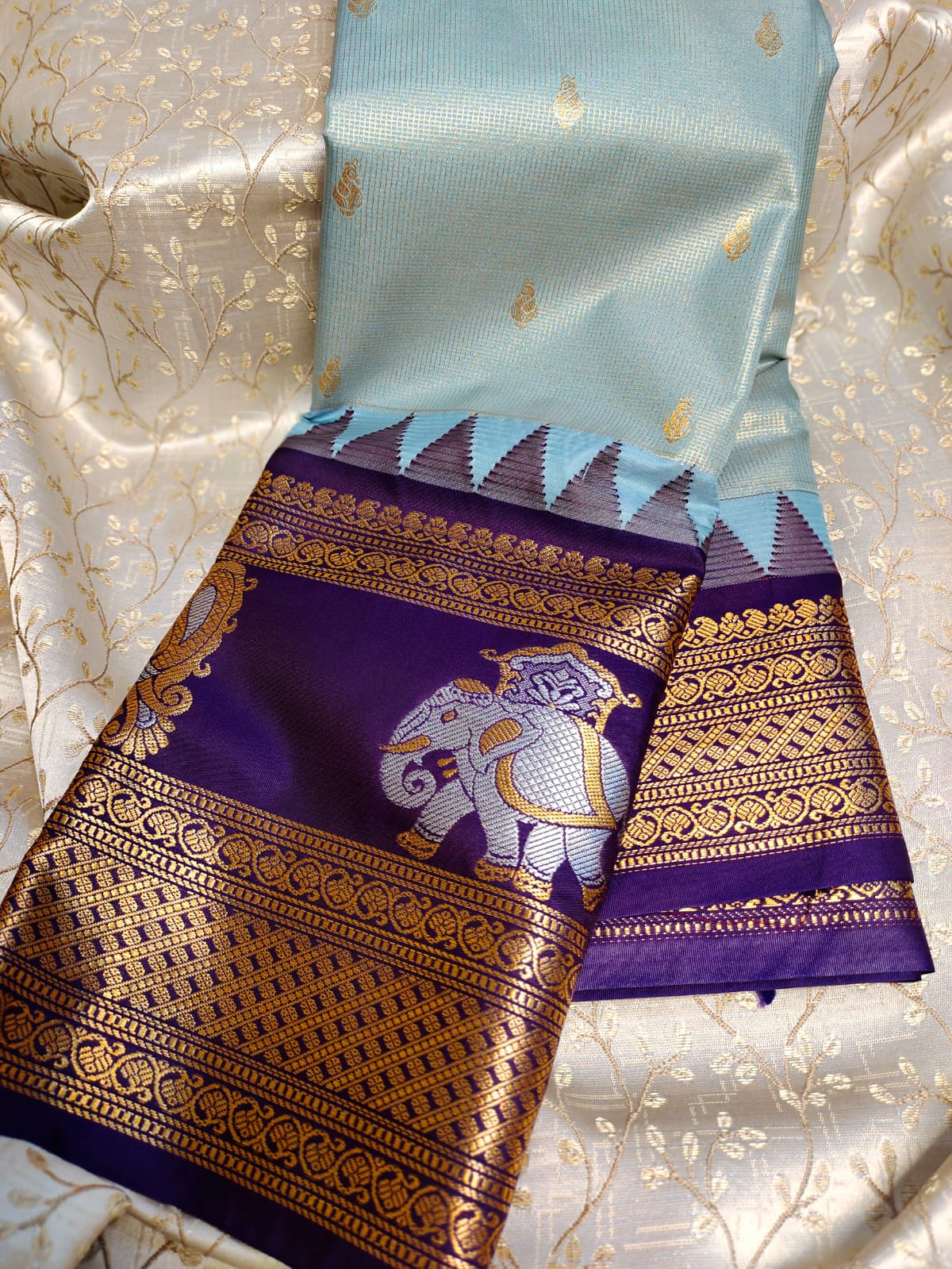 ప్రీమియం వితంగే గద్వాల్ సిల్క్ చీరలు