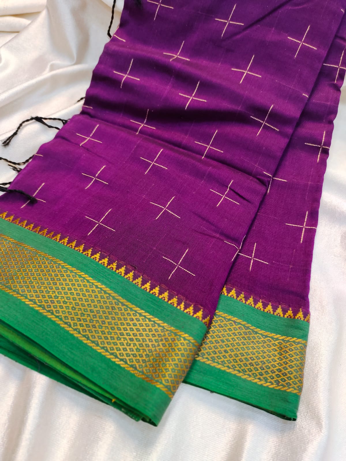 Cottone saree