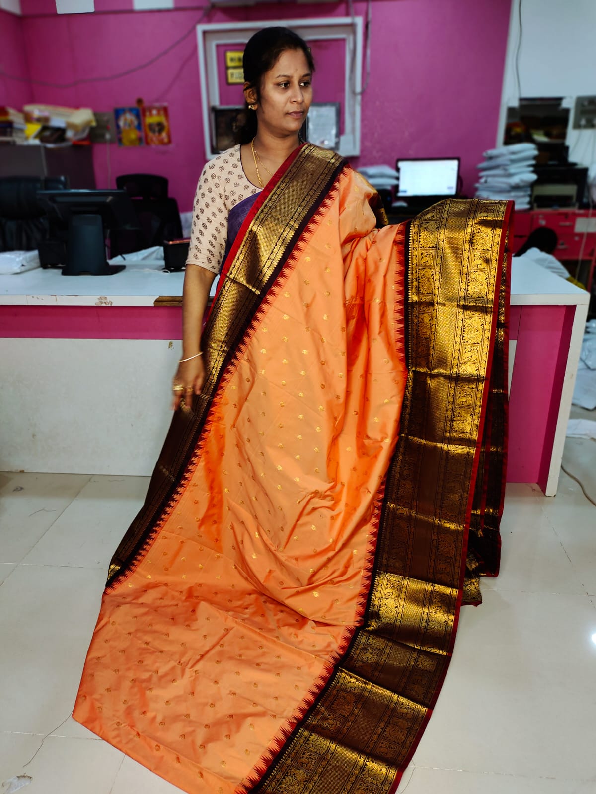 60% offer gadwal saree