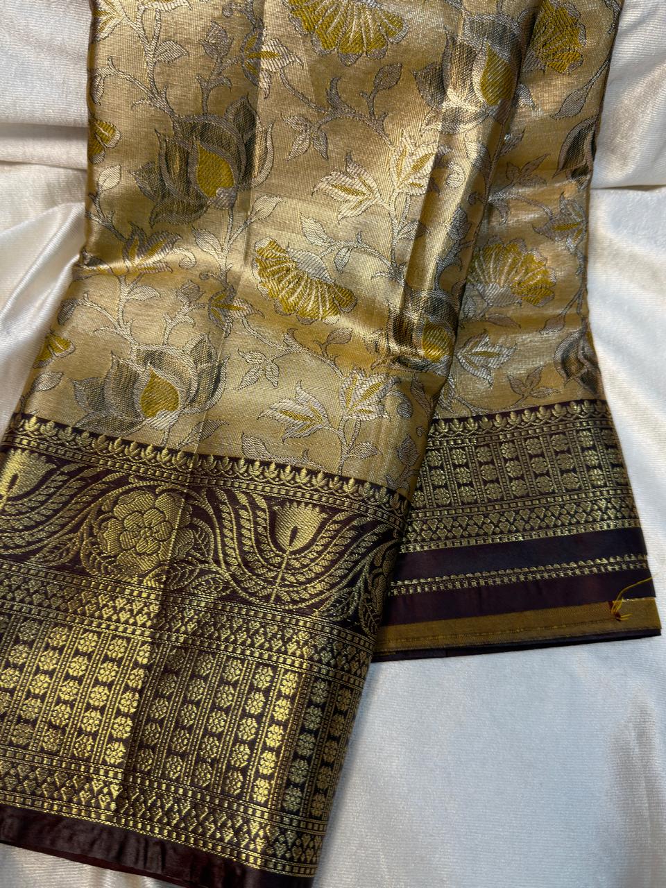 65% offer saree