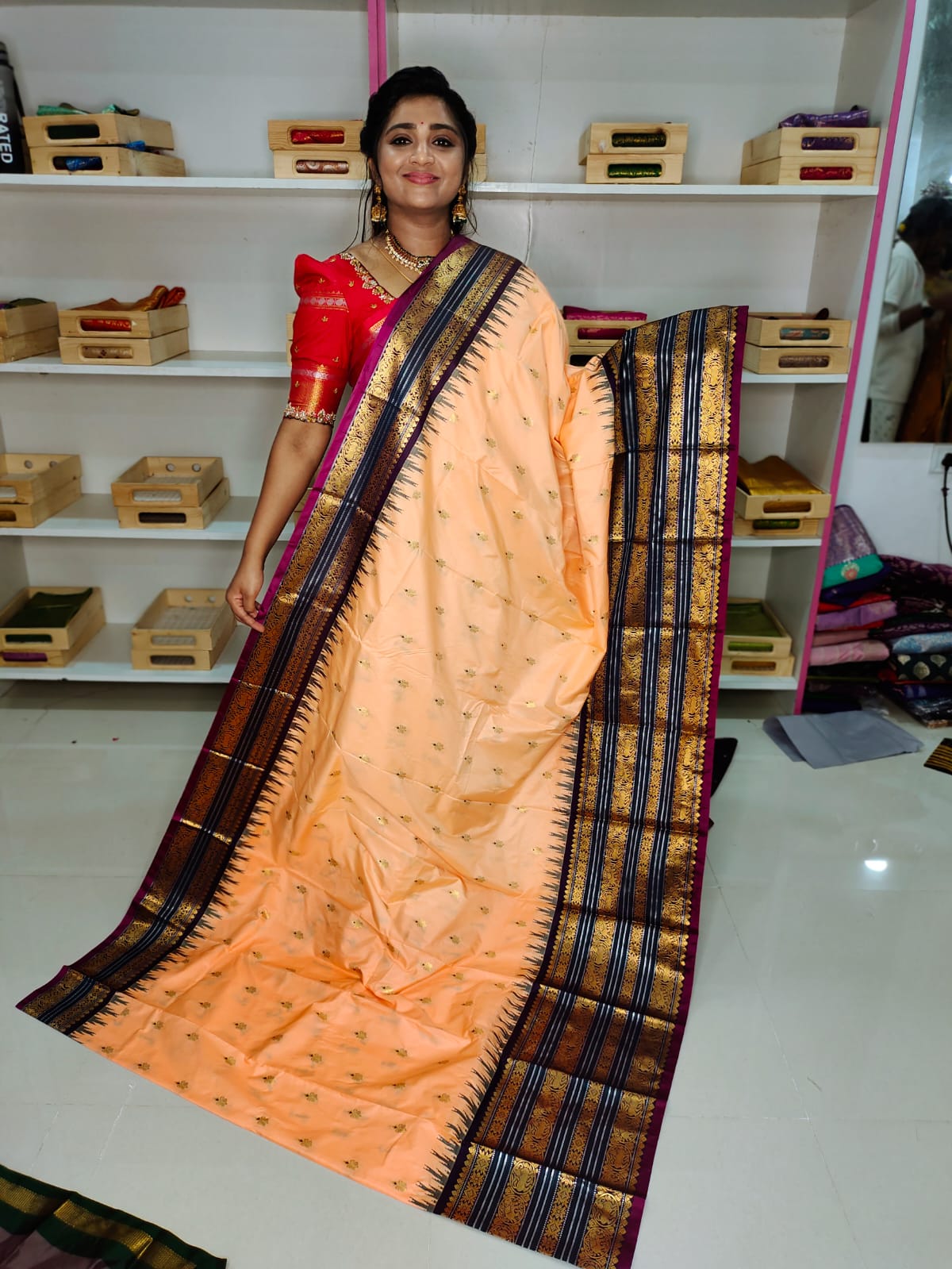 ఆషాడం సేల్