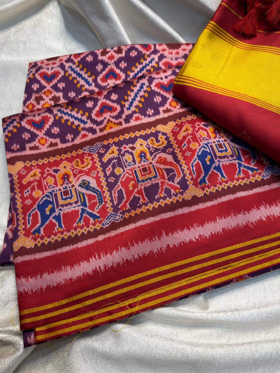Patola sale