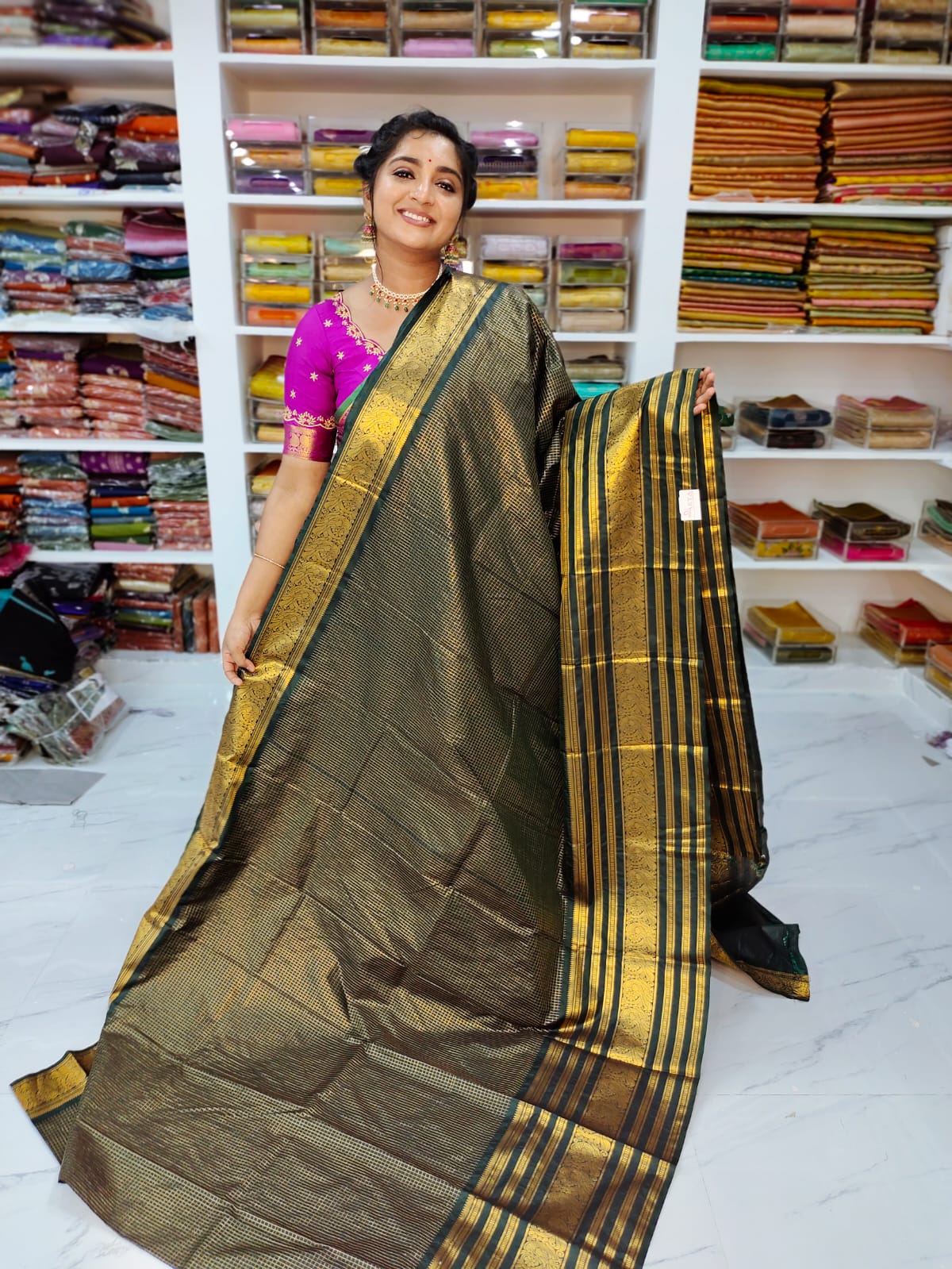 50% offer Valli gadwal
