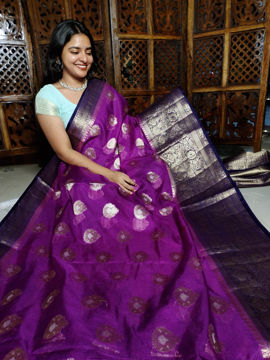 క్లియరెన్స్ అమ్మకం