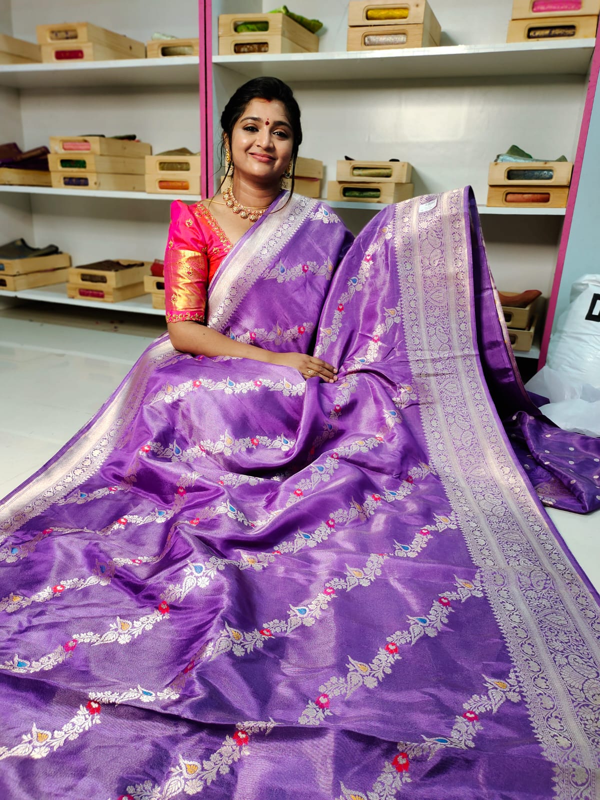 BS2500 (BS2500) అనేది स्तु