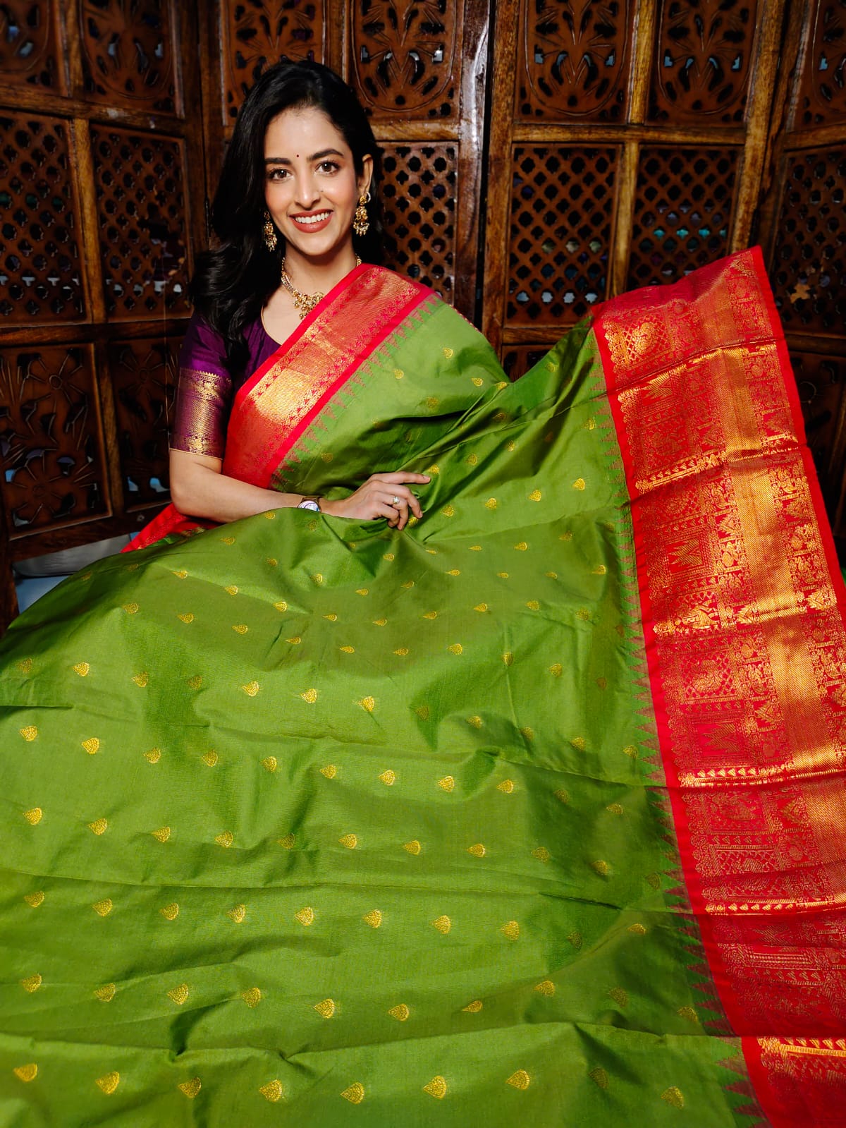 60% offer gadwal silk
