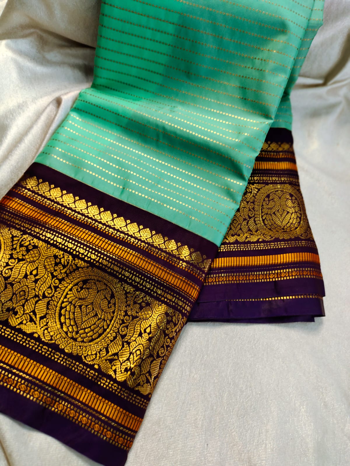 Vintage valli gadwal